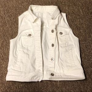 Maurice’s Vest